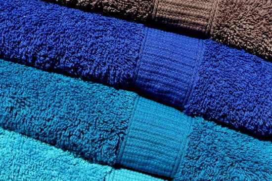 découvrez nos serviettes réutilisables, l'alternative écologique et pratique pour votre quotidien. fabriquées à partir de matériaux durables, elles vous aideront à réduire votre empreinte écologique tout en offrant une absorption optimale. adoptez un mode de vie zéro déchet avec nos serviettes élégantes et faciles à entretenir.