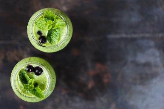 découvrez les erreurs courantes à éviter en matière d'alimentation saine pour améliorer votre santé et atteindre vos objectifs nutritionnels. apprenez à mieux choisir vos aliments et à adopter des habitudes alimentaires durables.