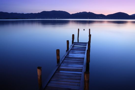découvrez l'univers de la sérénité avec notre guide complet sur les techniques de relaxation, la méditation et le bien-être. apprenez à apaiser votre esprit et à cultiver la paix intérieure pour une vie plus équilibrée et harmonieuse.