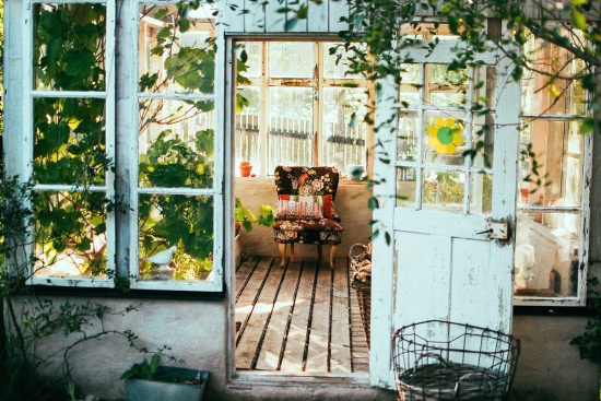 découvrez l'univers fascinant du design d'intérieur. transformez votre espace avec des idées innovantes, des astuces de décoration et des conseils d'experts pour créer un environnement qui reflète votre style et améliore votre confort.
